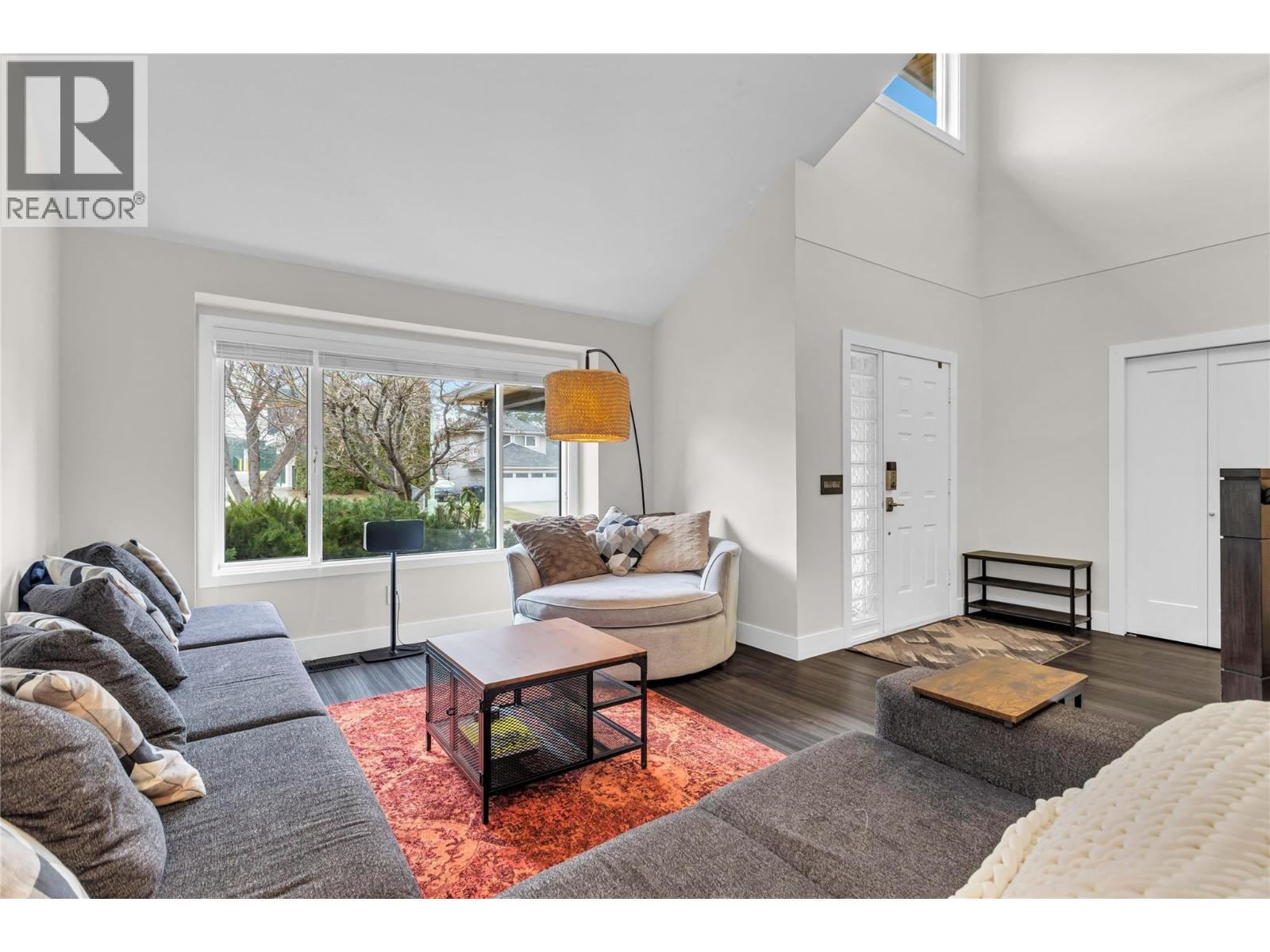 2390 Shannon Ridge Drive, West Kelowna