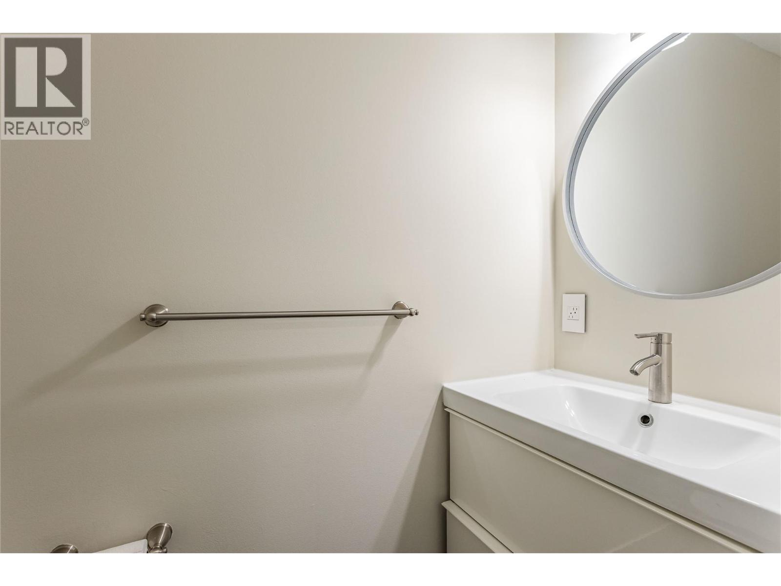 2390 Shannon Ridge Drive, West Kelowna