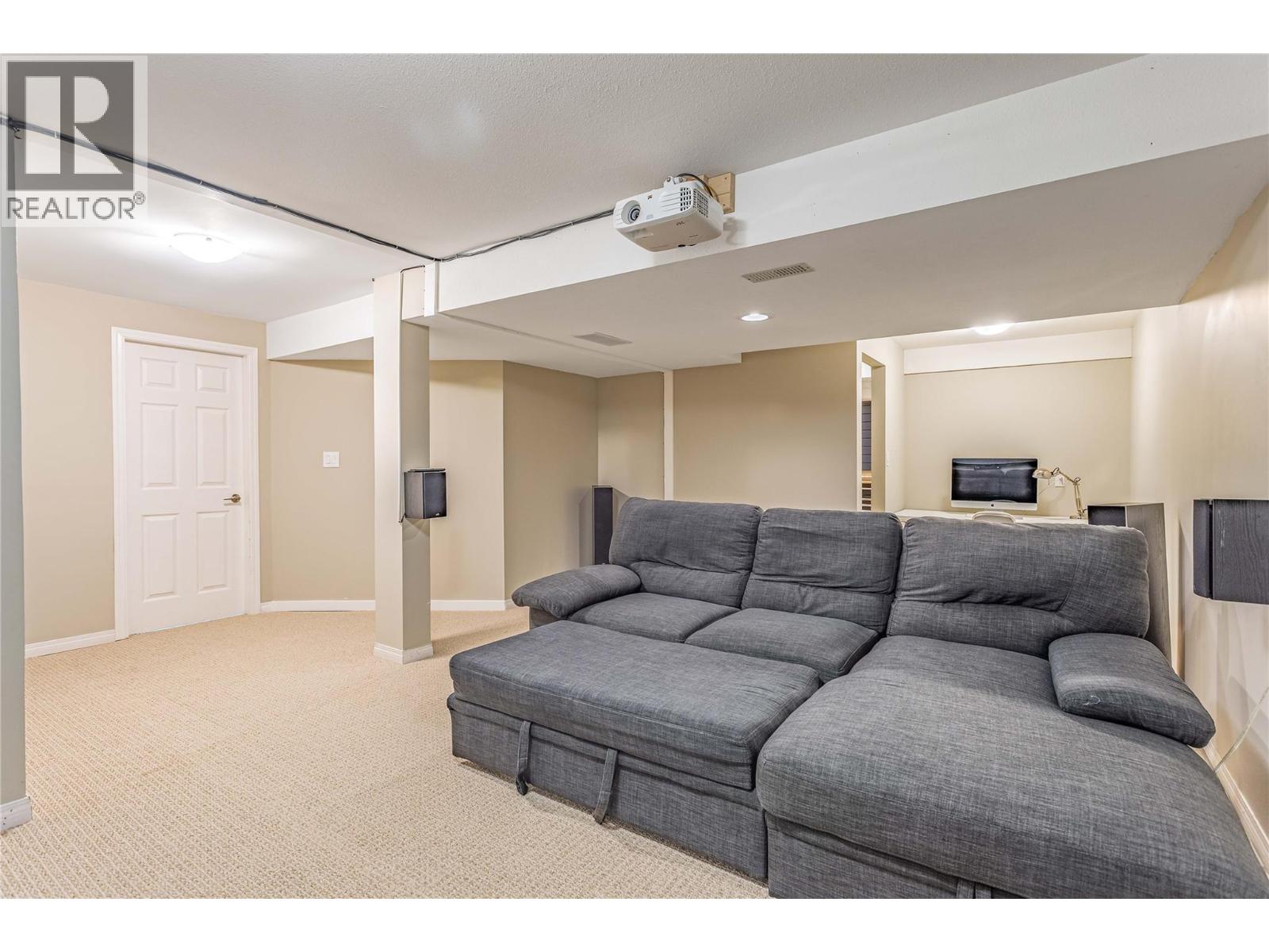 2390 Shannon Ridge Drive, West Kelowna