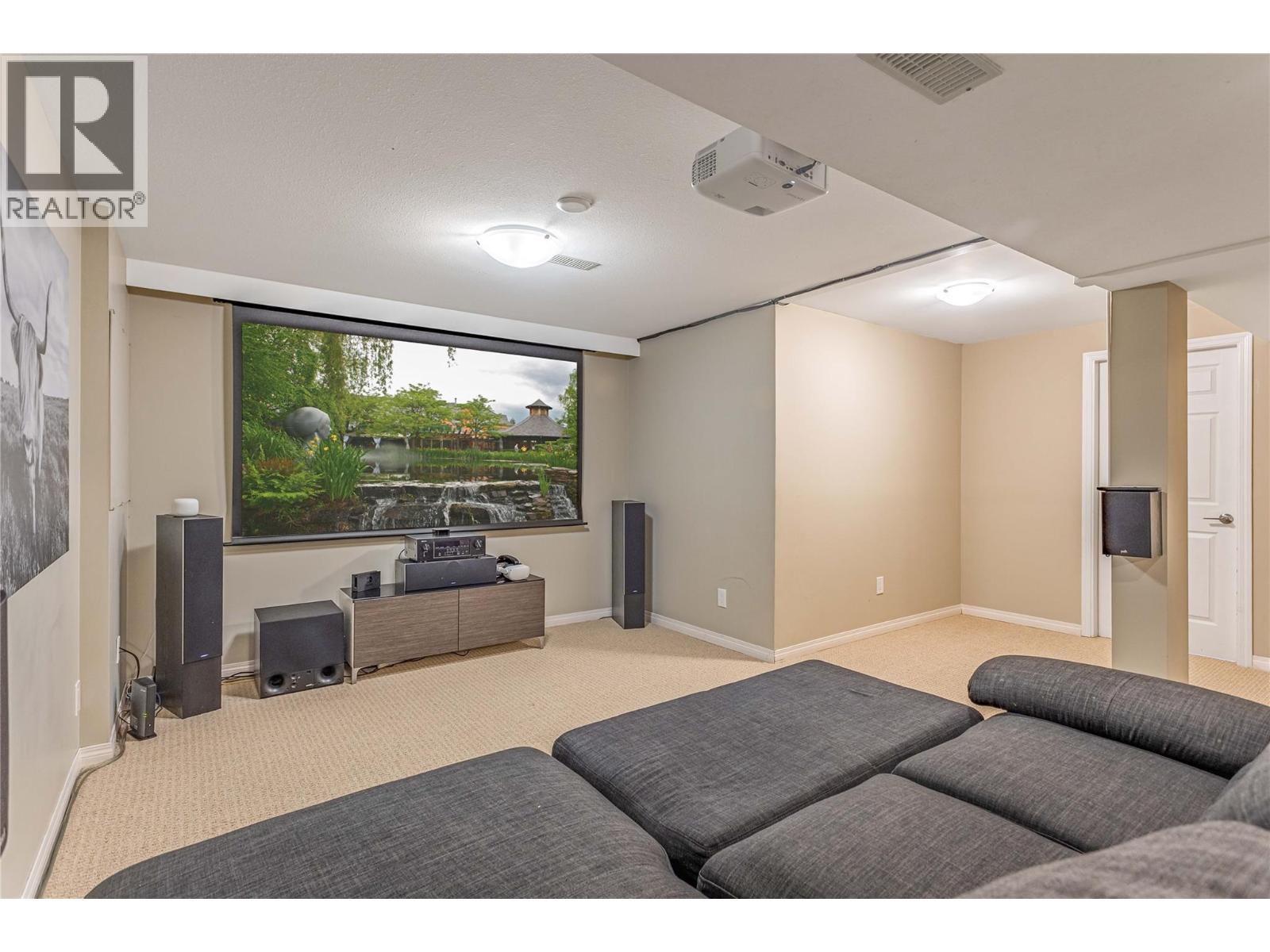 2390 Shannon Ridge Drive, West Kelowna