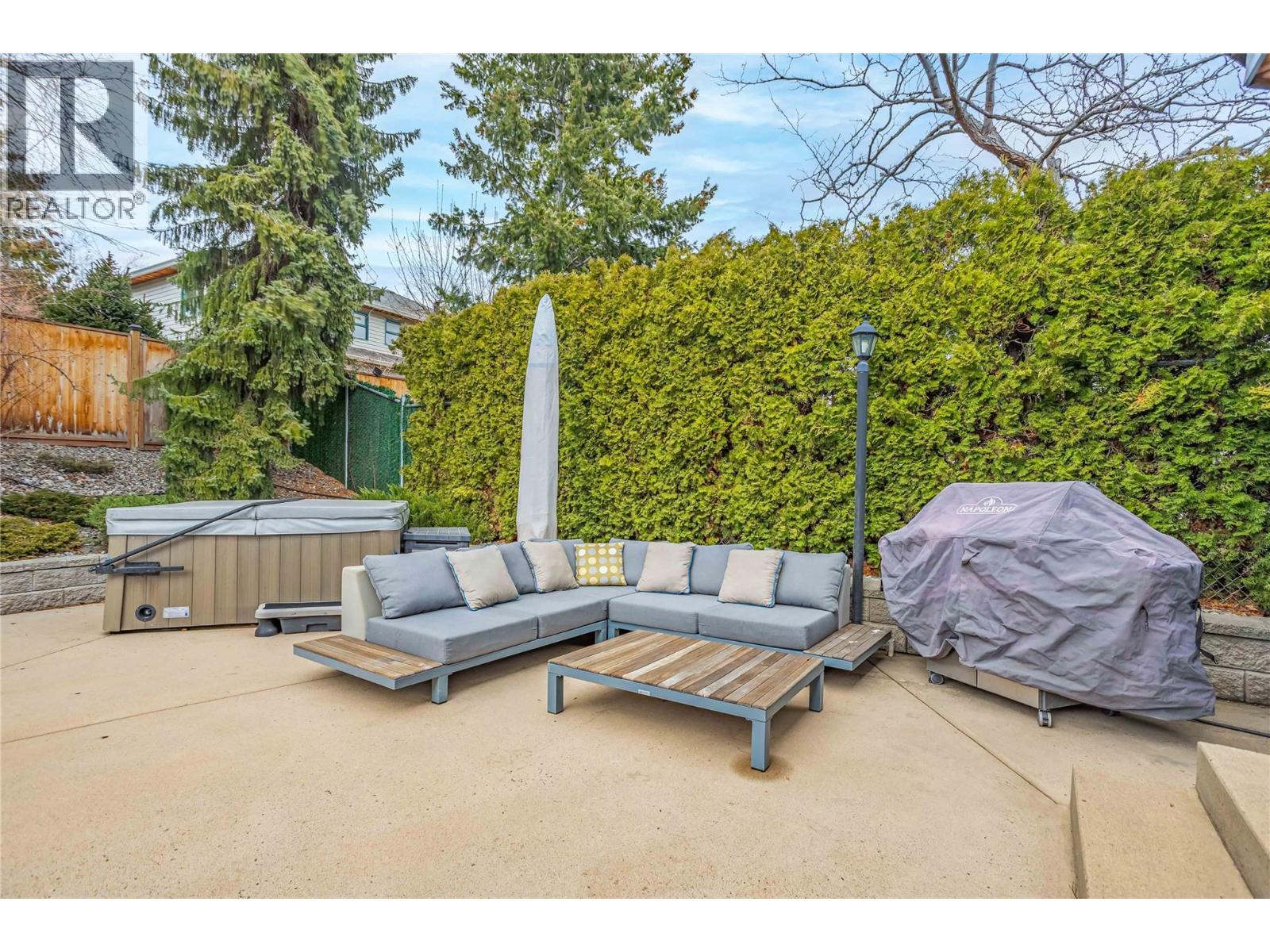 2390 Shannon Ridge Drive, West Kelowna