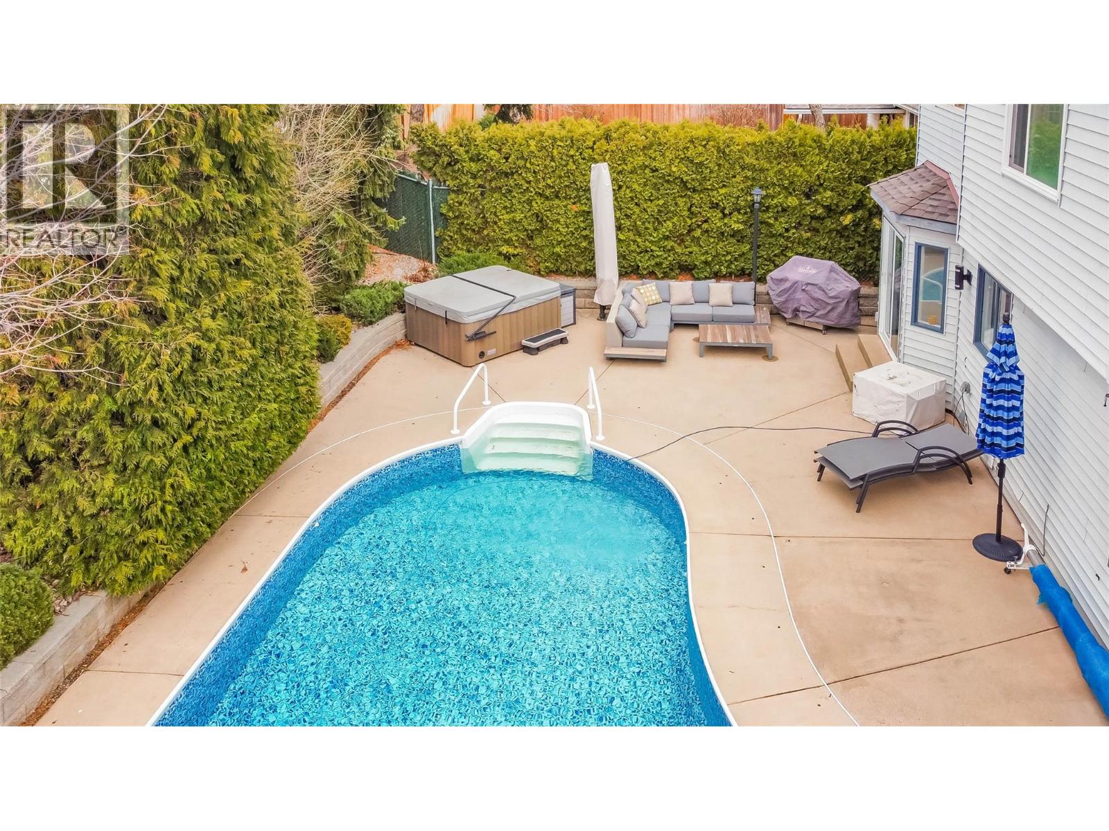 2390 Shannon Ridge Drive, West Kelowna