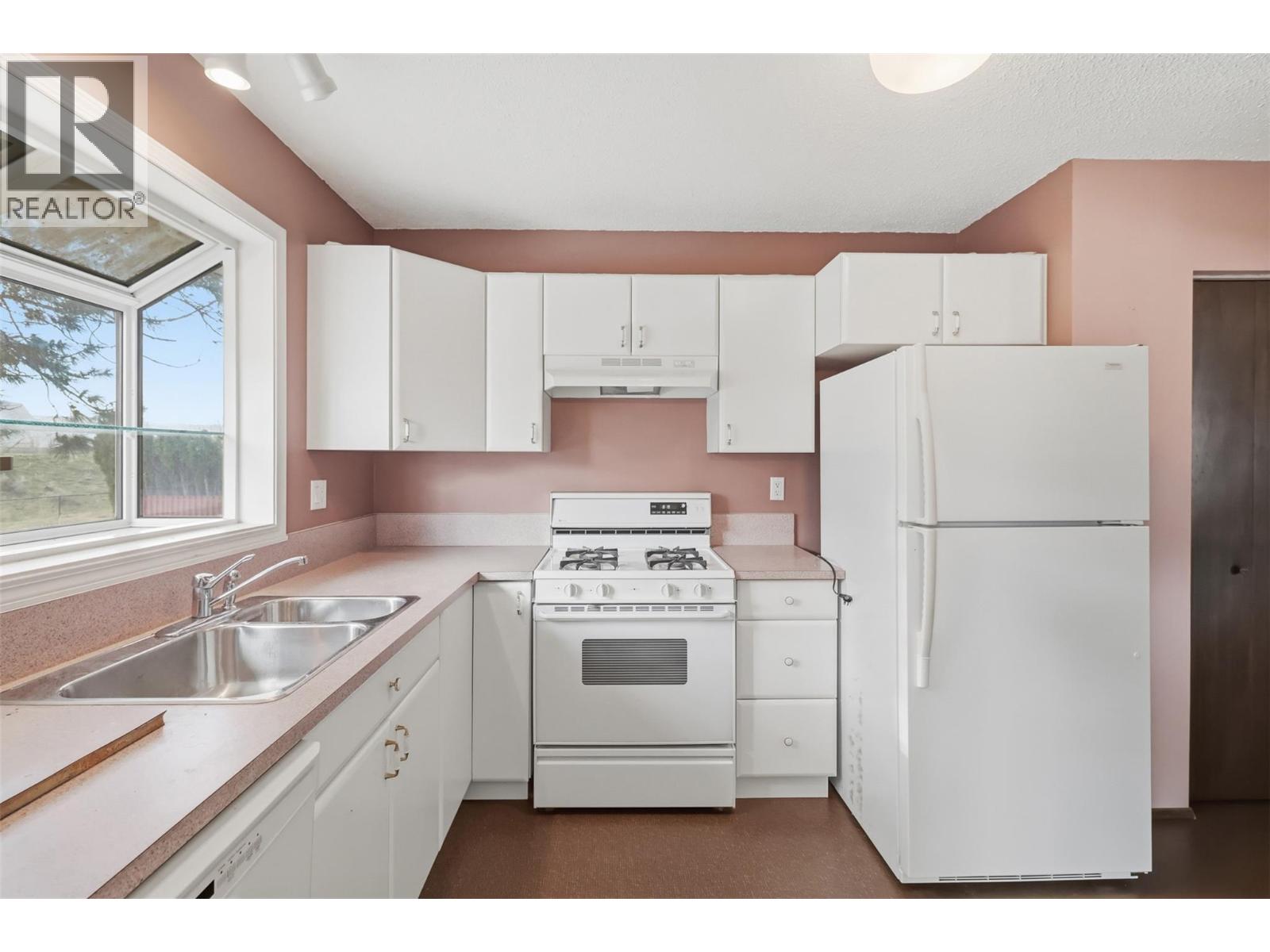 2563 Sandalwood Drive, Kamloops