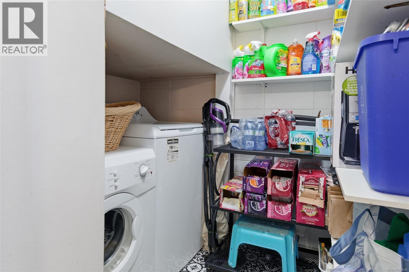 #5 4110 KENDALL AVE - 14