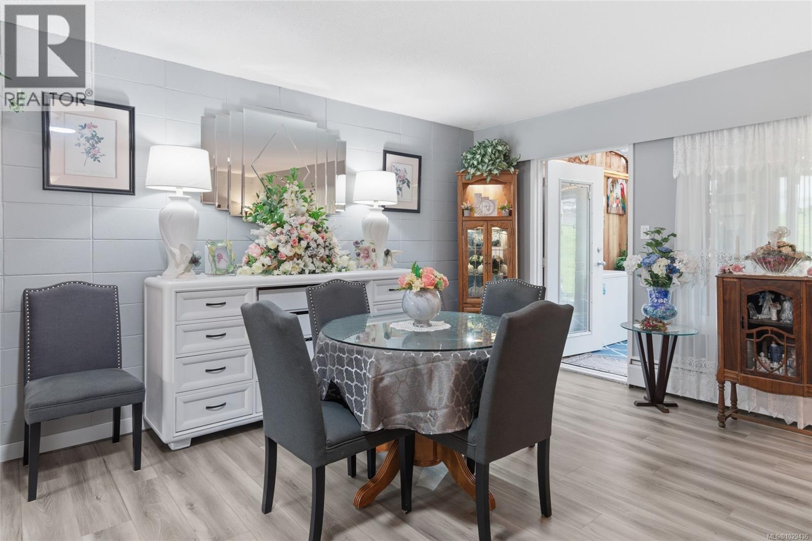 #5 4110 KENDALL AVE - Image 3