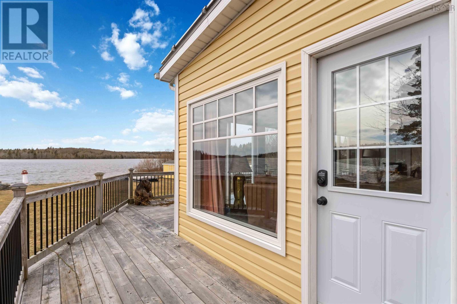 Property 22 of 46 of 92 Lake Darling Road