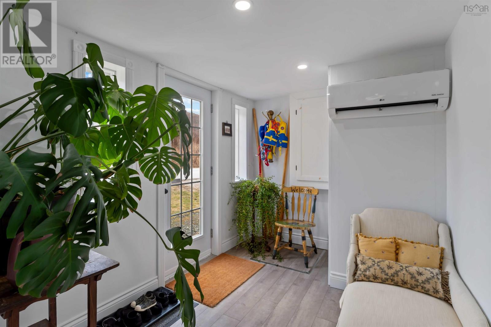 Property 43 of 46 of 92 Lake Darling Road