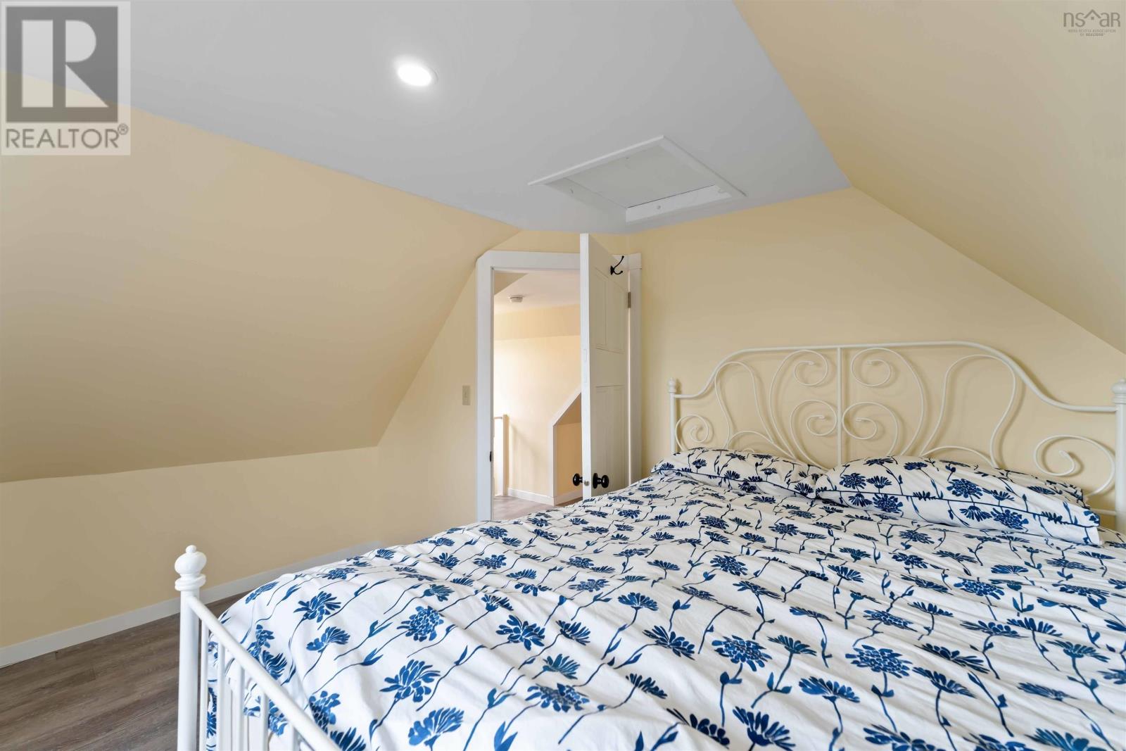 Property 45 of 46 of 92 Lake Darling Road