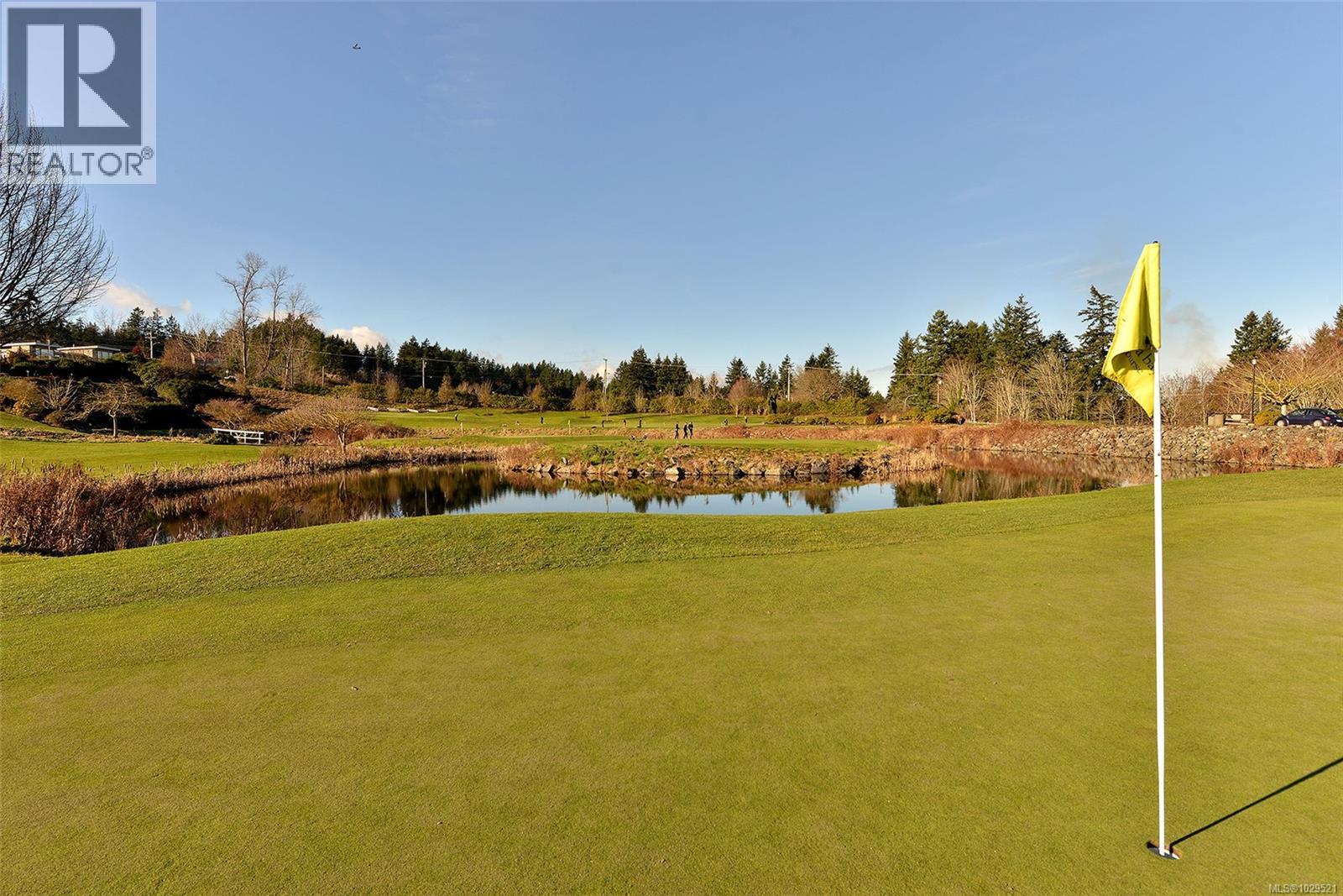 5 5156 Cordova Bay Road, Saanich