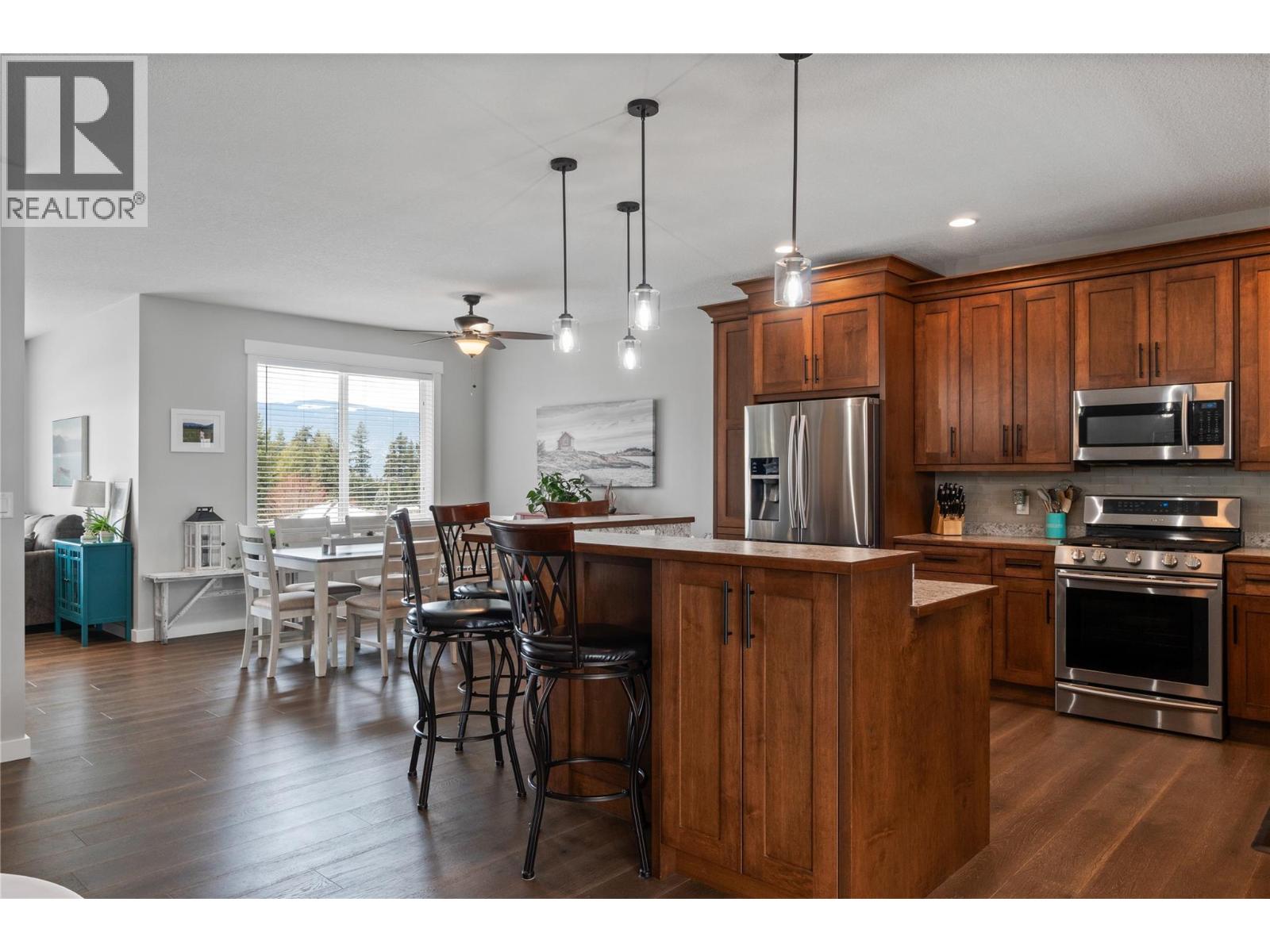  1120 24 Street Southeast, Salmon Arm