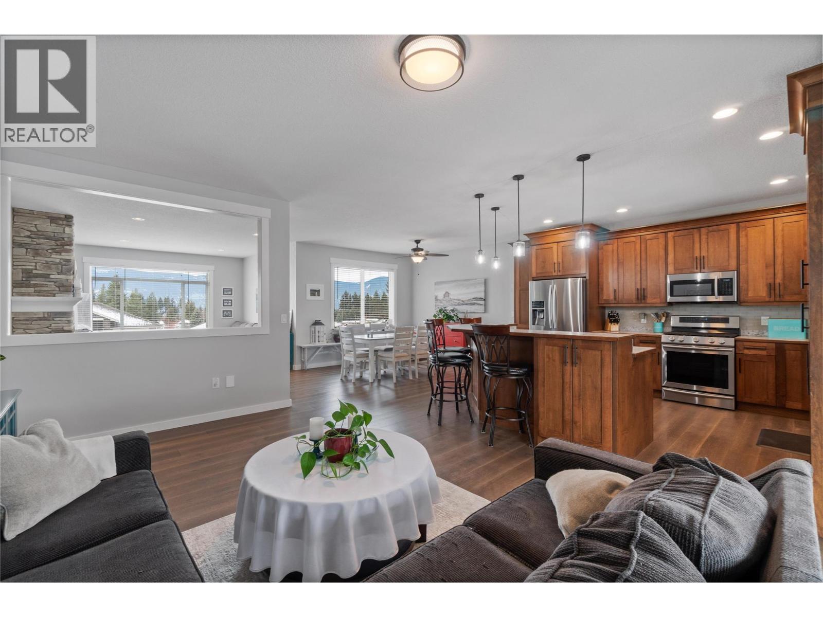  1120 24 Street Southeast, Salmon Arm