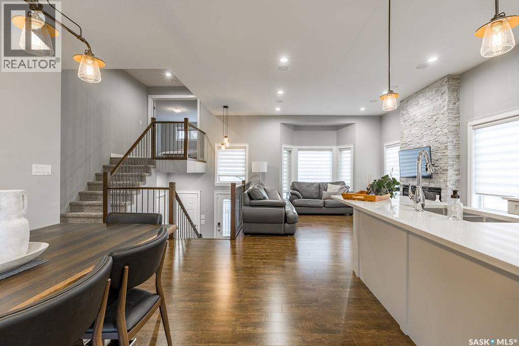 Single Family House Bi-level for Sale in  Kloppenburg TERRACE Saskatoon 