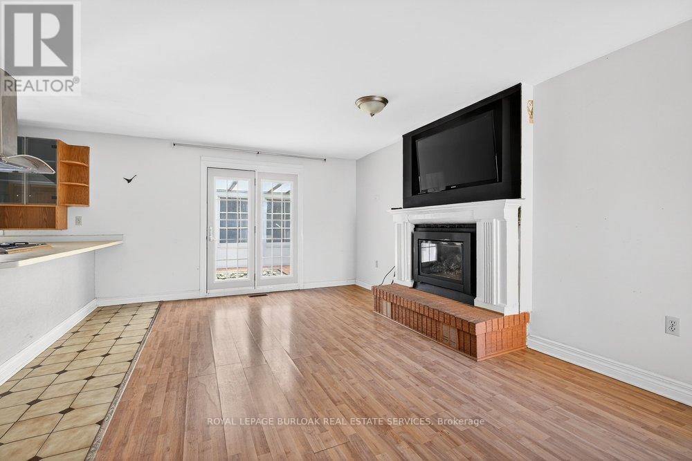 727 BRANT STREET - 9