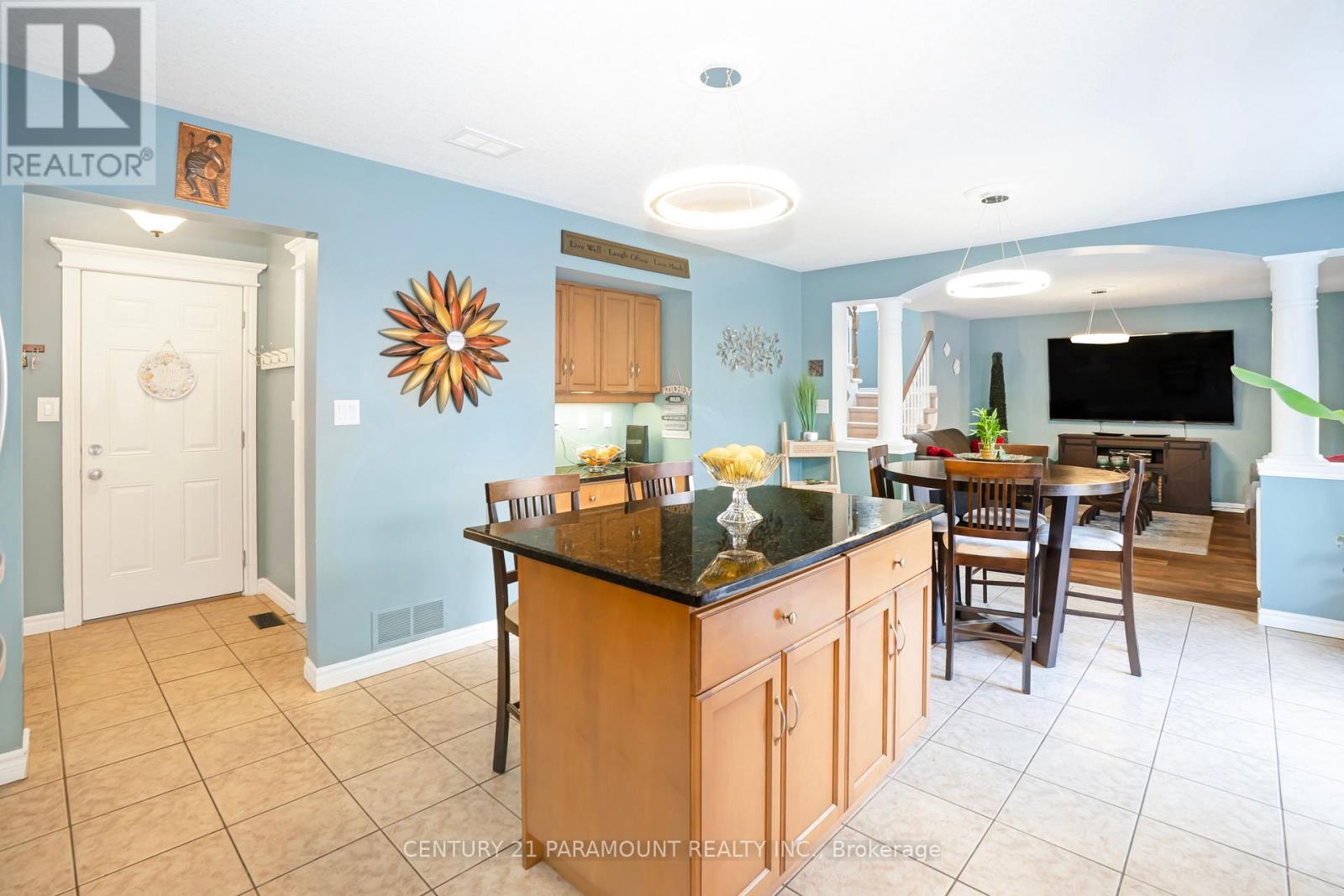109 HAMPSON CRESCENT - 11
