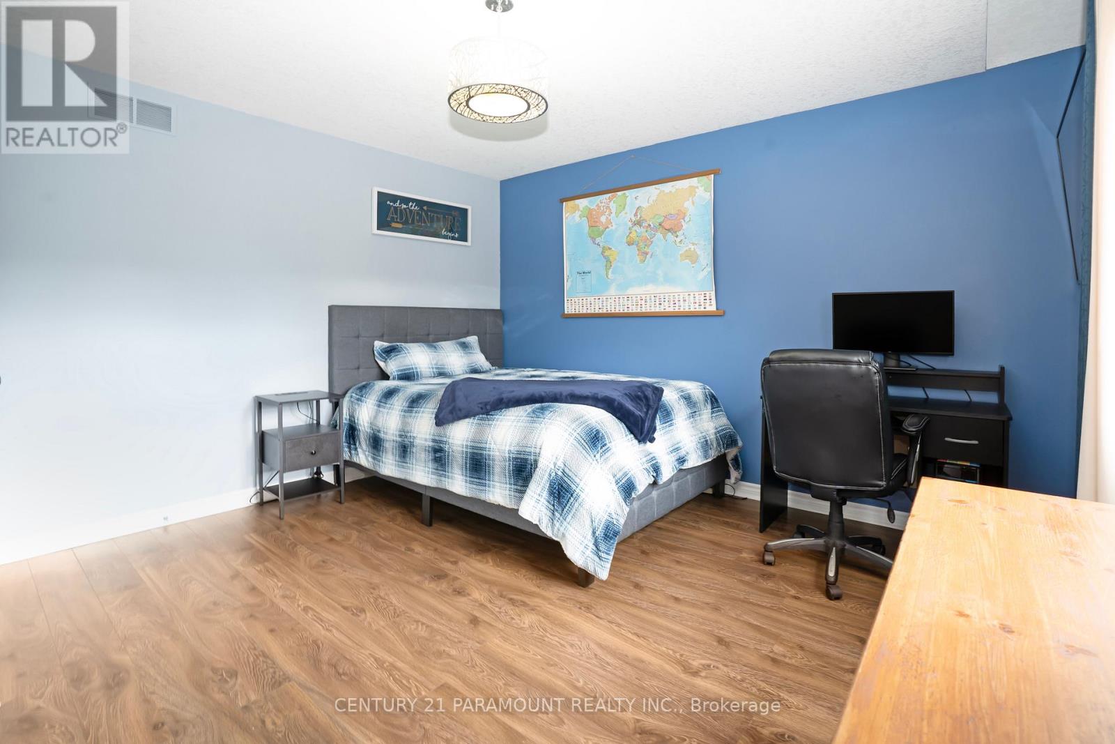109 HAMPSON CRESCENT - 27