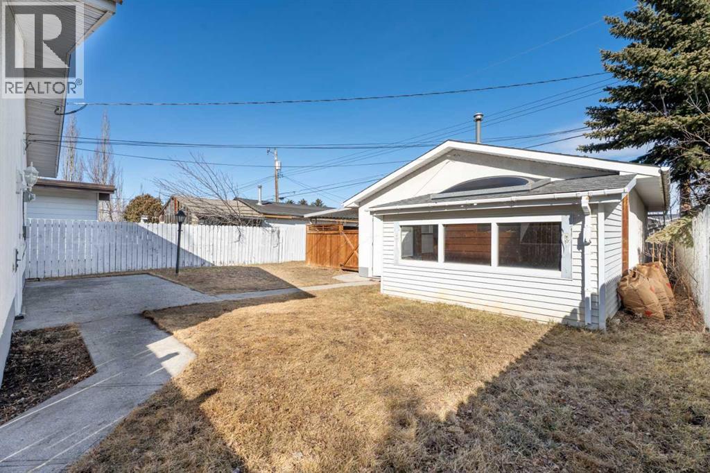 Single Family House Bungalow for Sale in  Van Horne Crescent NE Vista Heights Calgary 