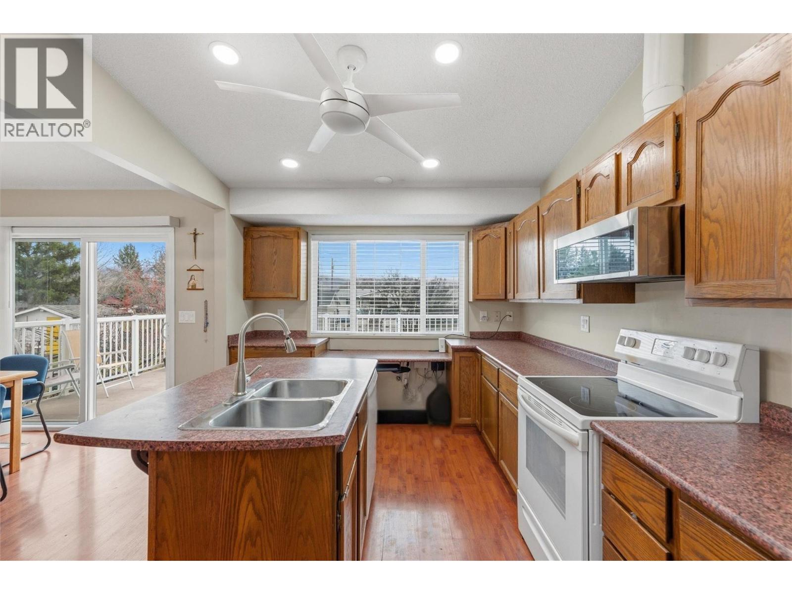 1341 Springfield Road, Kelowna