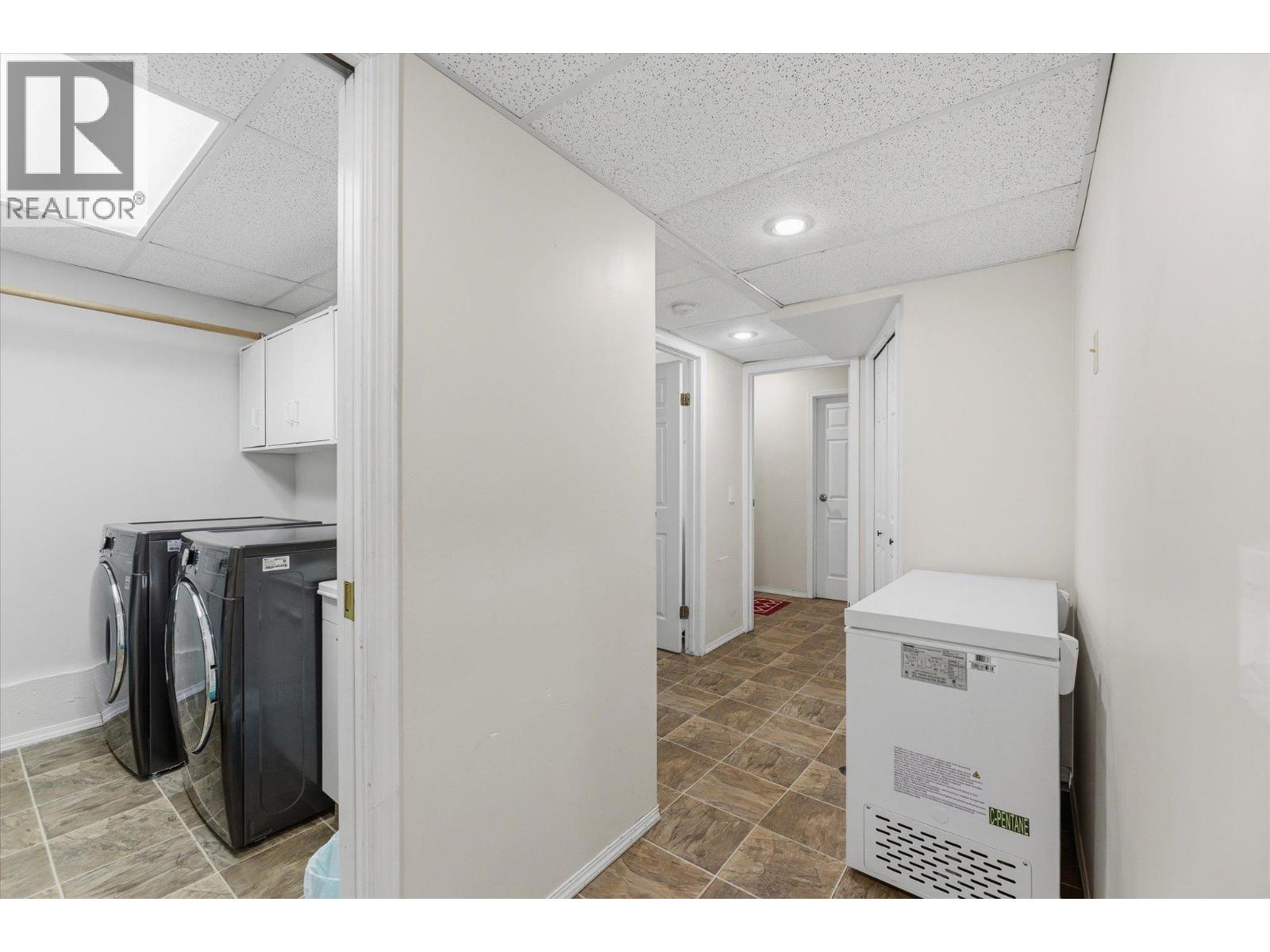 1341 Springfield Road, Kelowna