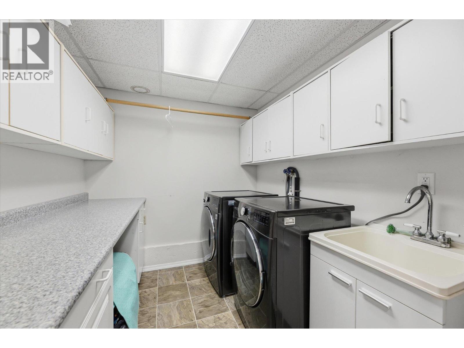 1341 Springfield Road, Kelowna