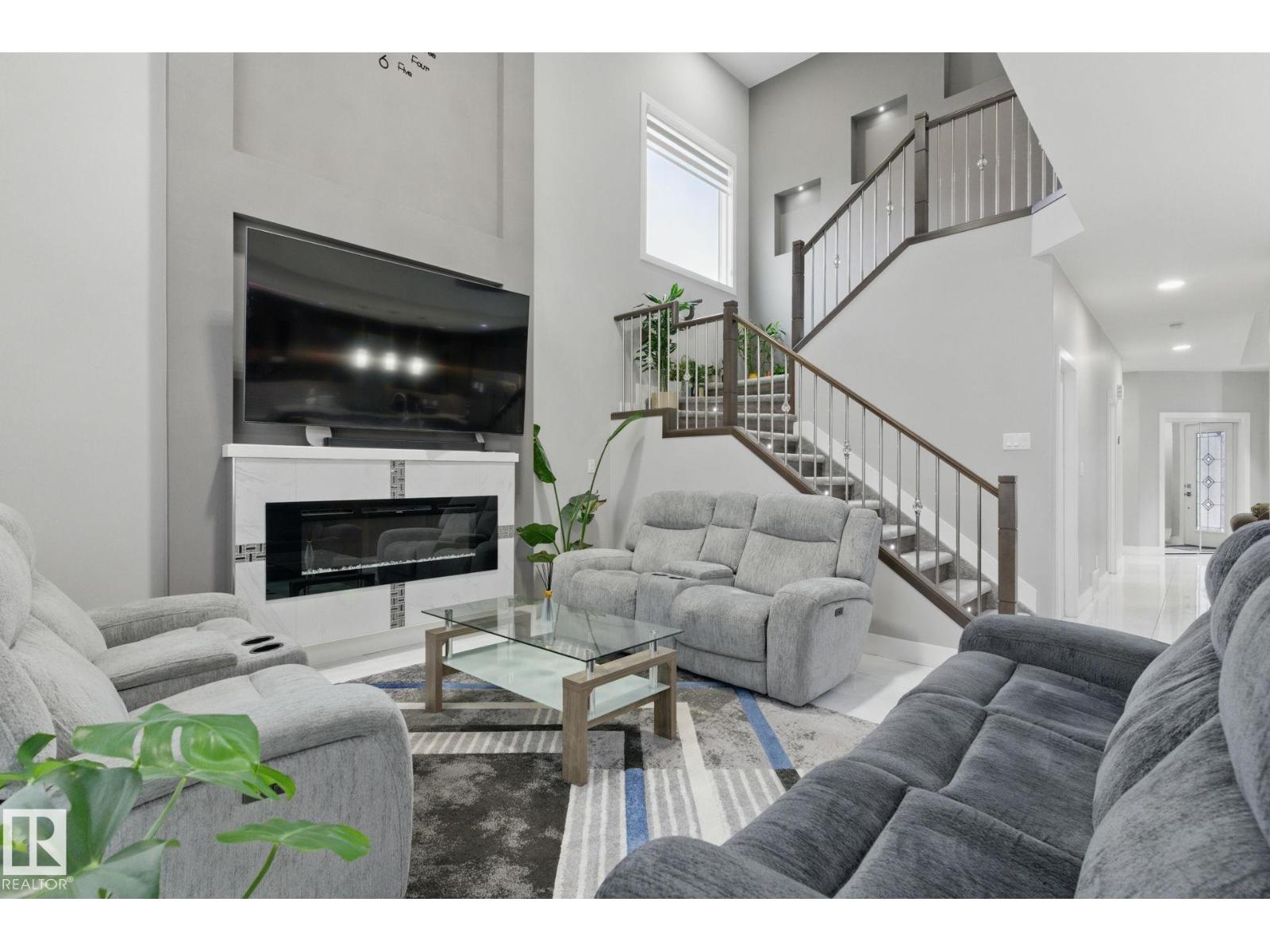 1412 25 ST NW - 11