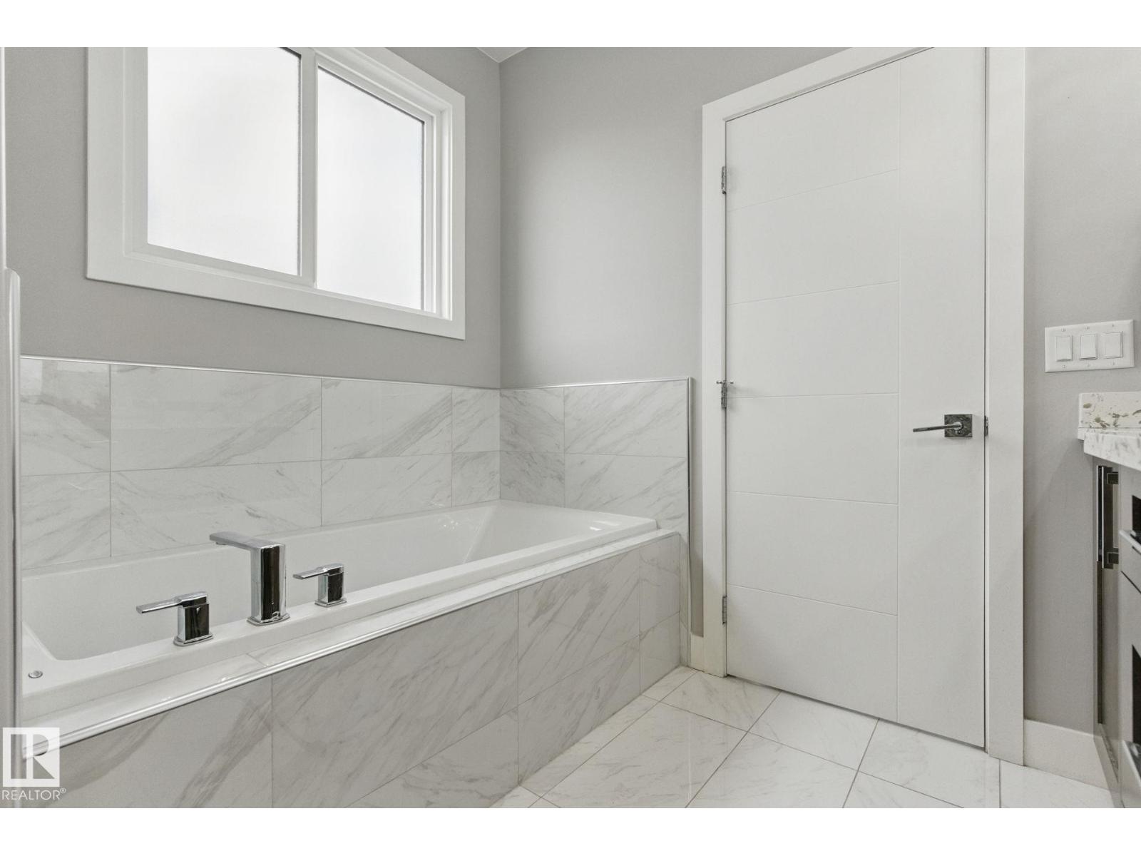 1412 25 ST NW - 24