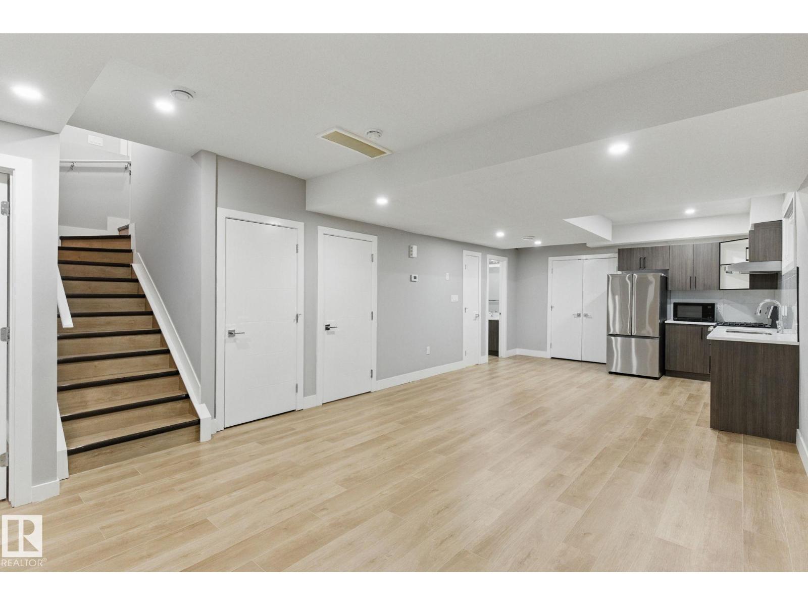 1412 25 ST NW - 27
