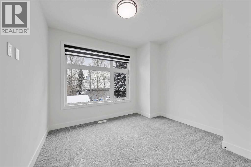 Single Family House for Sale in   Avenue SW Windsor Park Calgary 