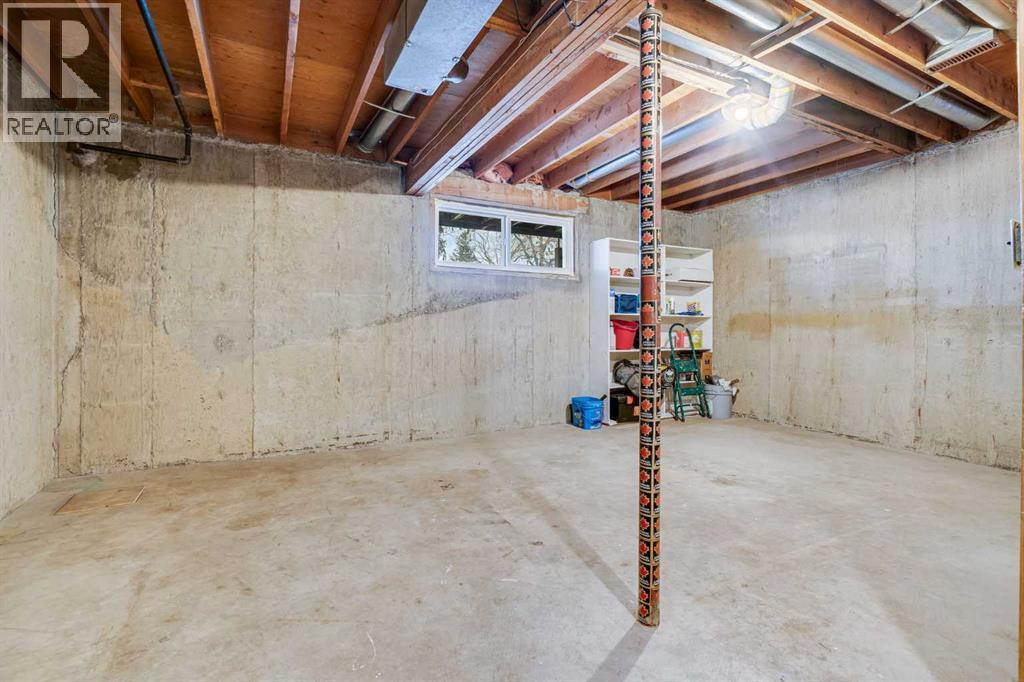 Multi-family House Bi-level for Sale in  &   Street SE Ogden Calgary 