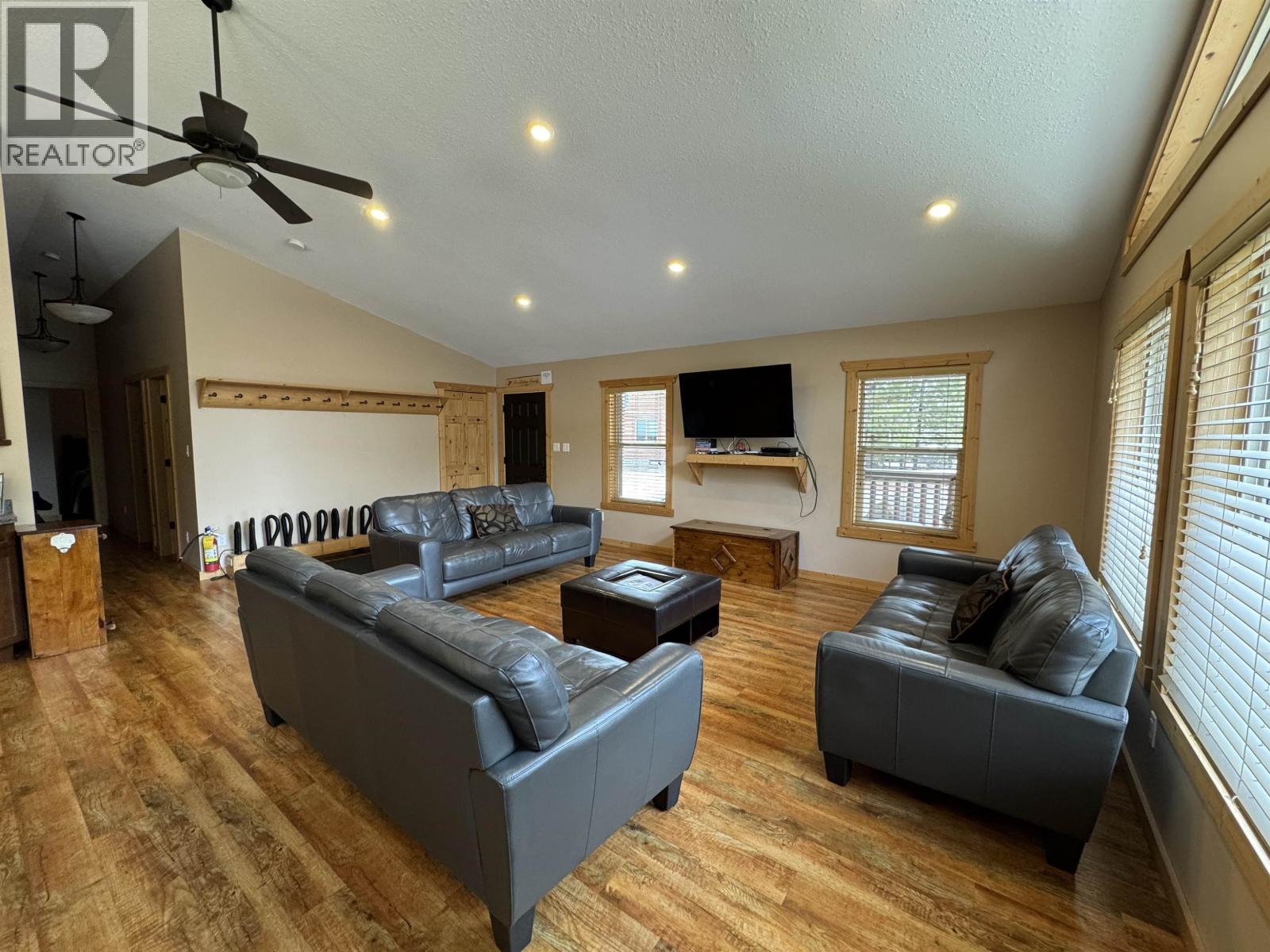 1959 CRANBERRY PLACE - 13