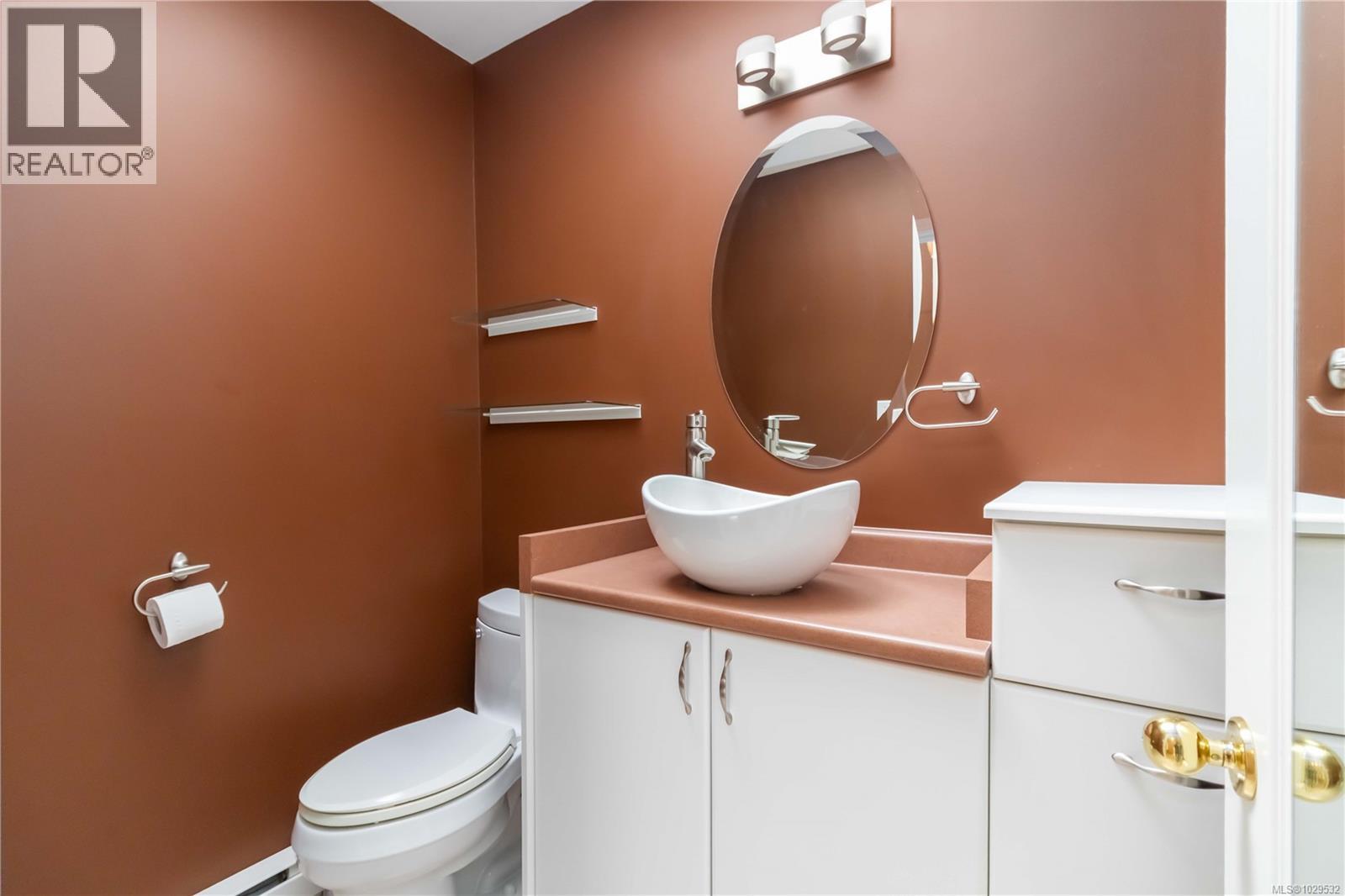 #7 1060 SUTLEJ ST - 15