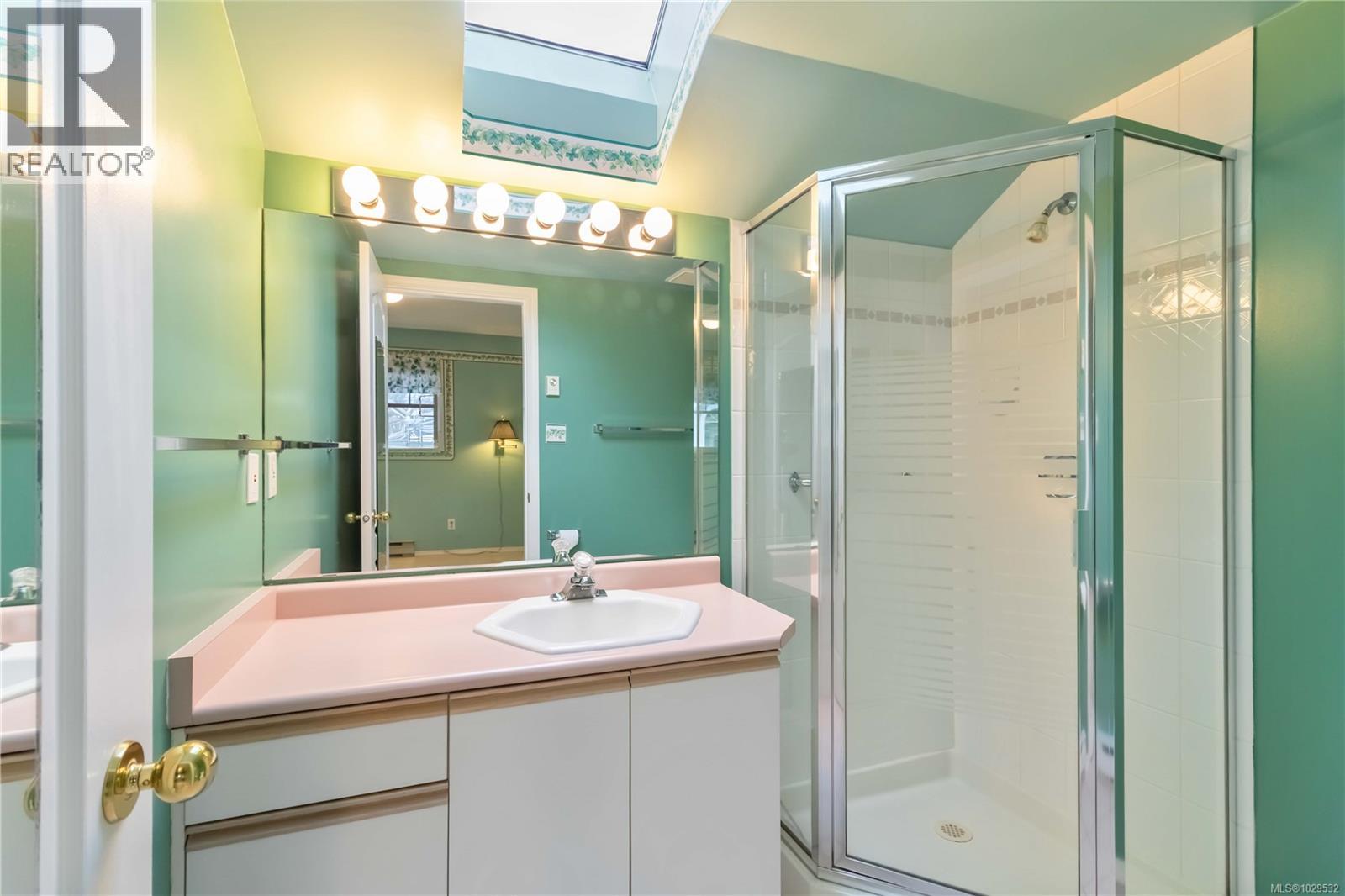 #7 1060 SUTLEJ ST - 31