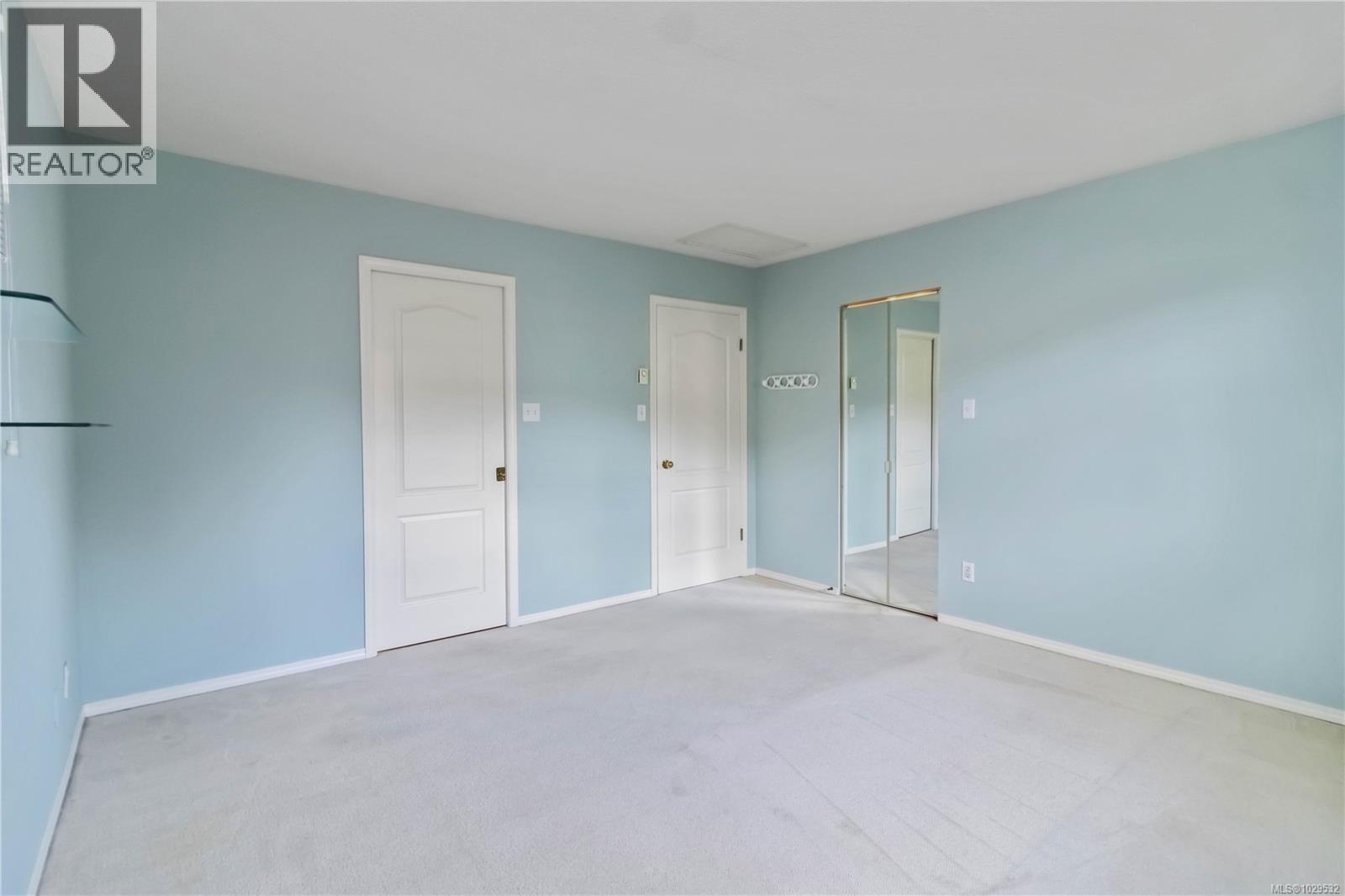 #7 1060 Sutlej St - 21