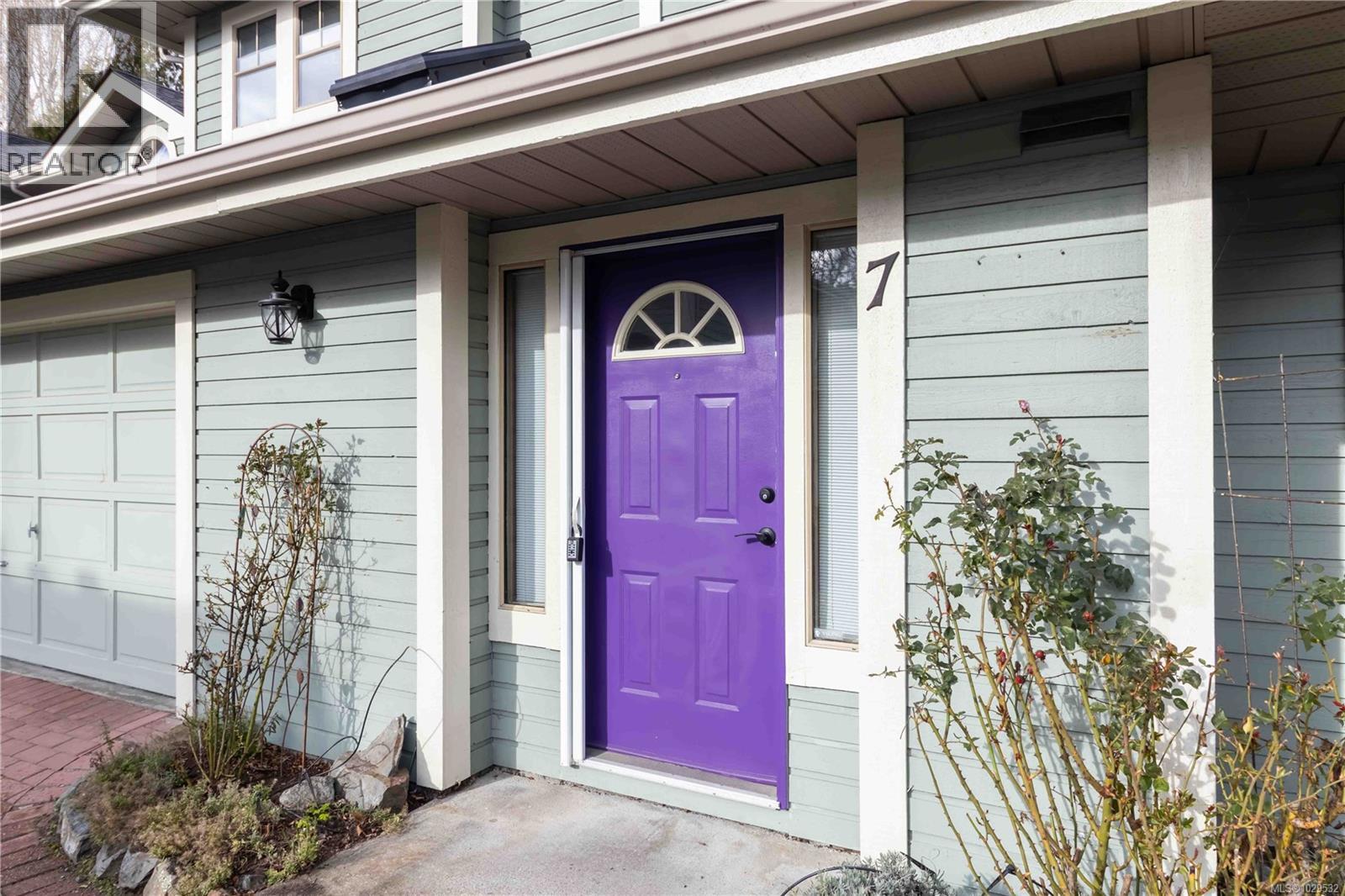 #7 1060 Sutlej St - 3