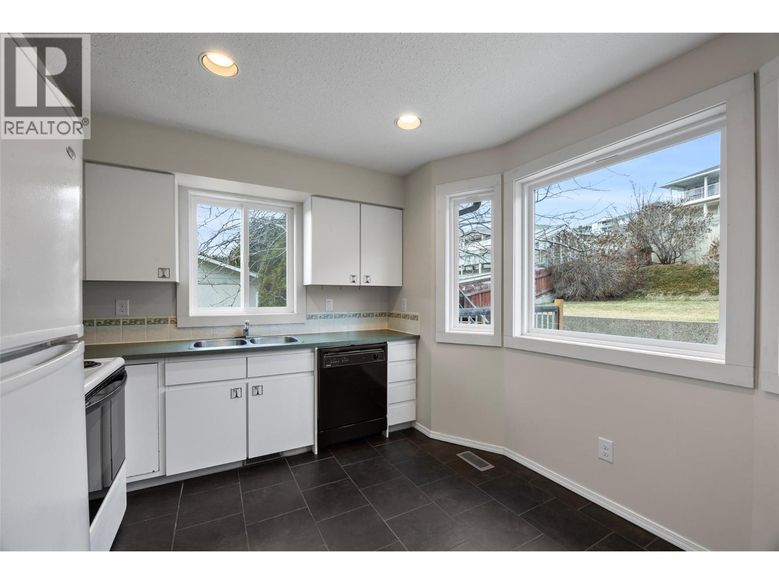 1748 North River Drive, Kamloops