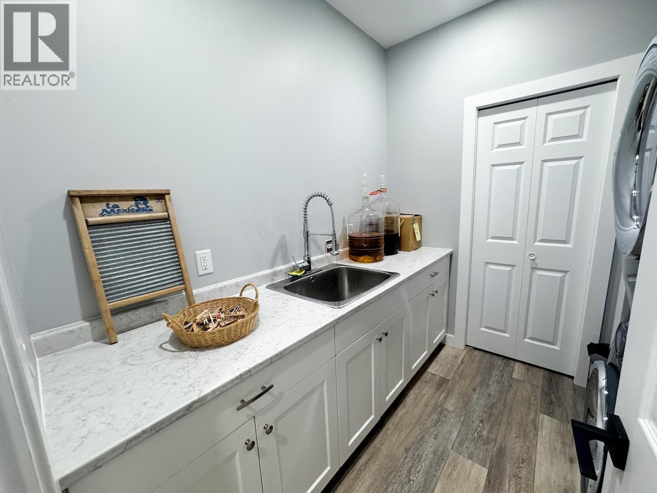 6560 25th Street, Grand Forks