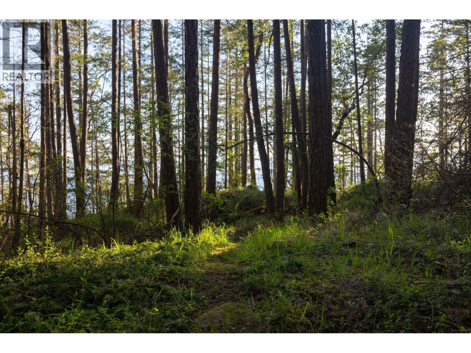 LOT C SUNSHINE COAST HIGHWAY, Sechelt