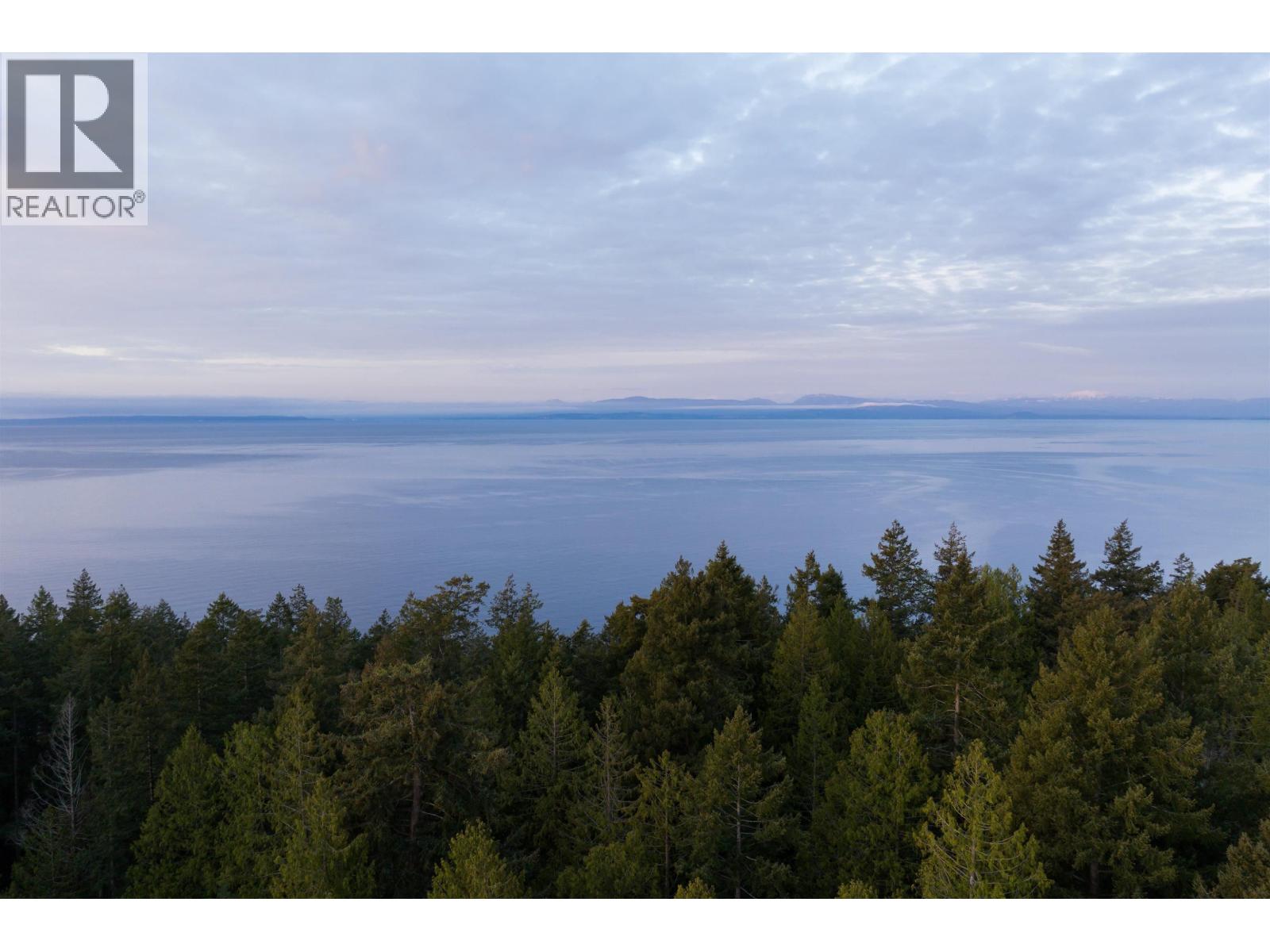 LOT C SUNSHINE COAST HIGHWAY, Sechelt