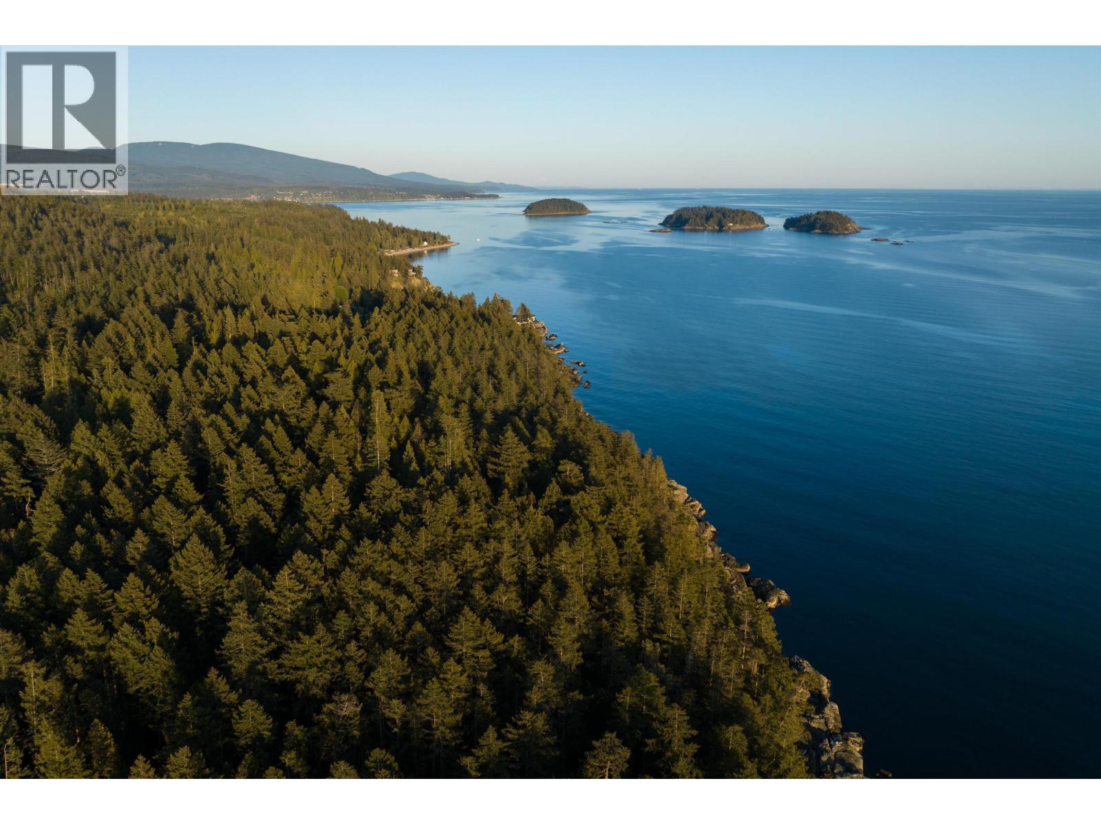 LOT C SUNSHINE COAST HIGHWAY, Sechelt