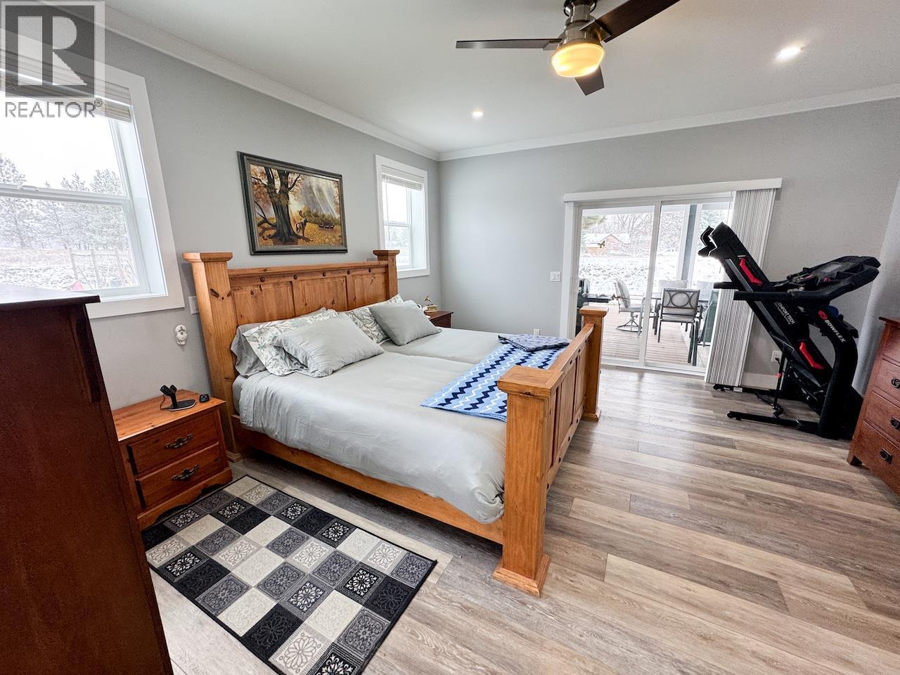 6560 25th Street, Grand Forks