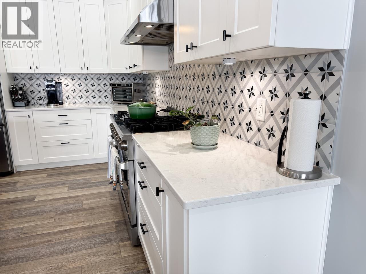 6560 25th Street, Grand Forks