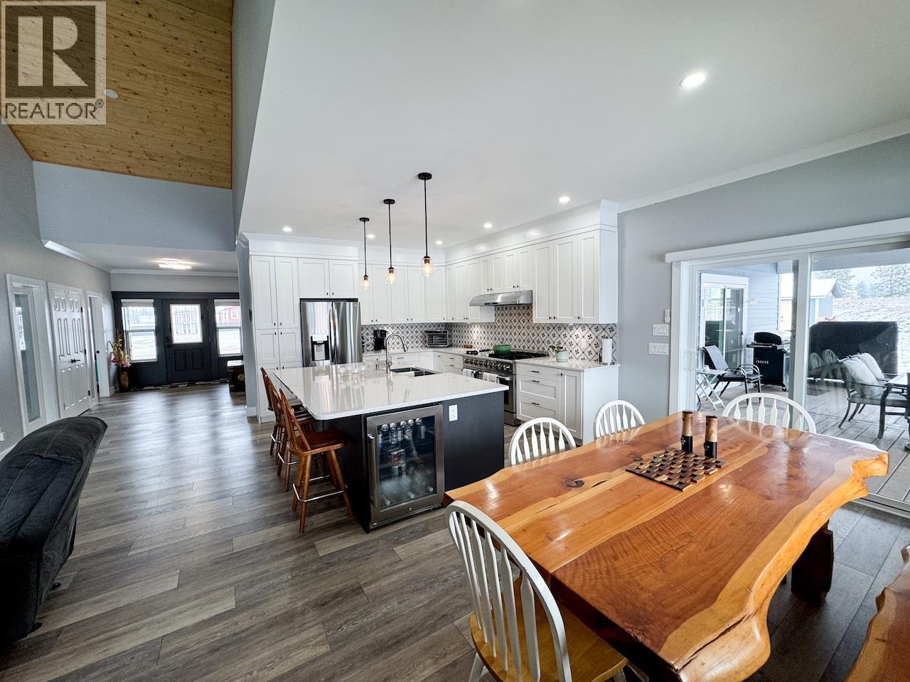 6560 25th Street, Grand Forks