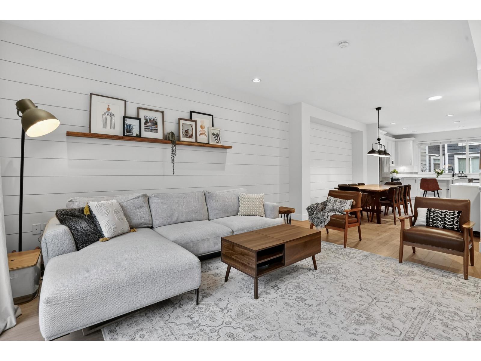 33 3039 156 Street - photo 2