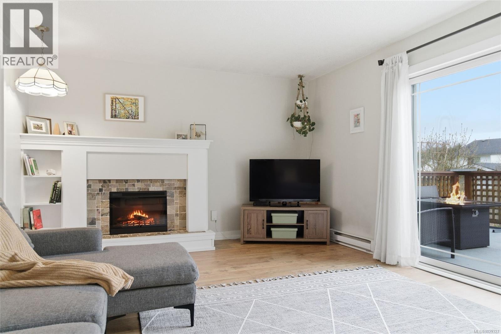 2517 ROSSTOWN RD - 14