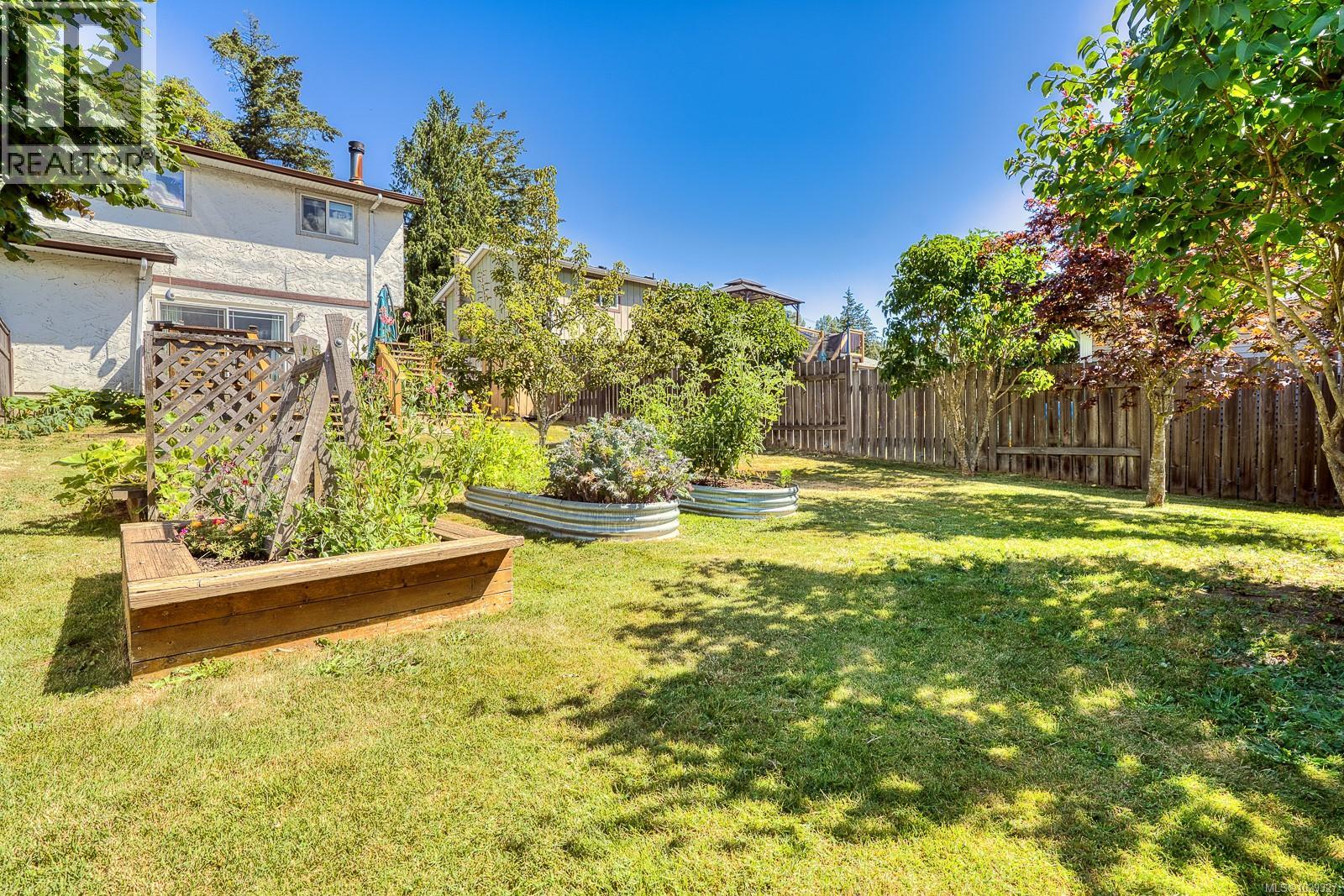 2517 ROSSTOWN RD - 35