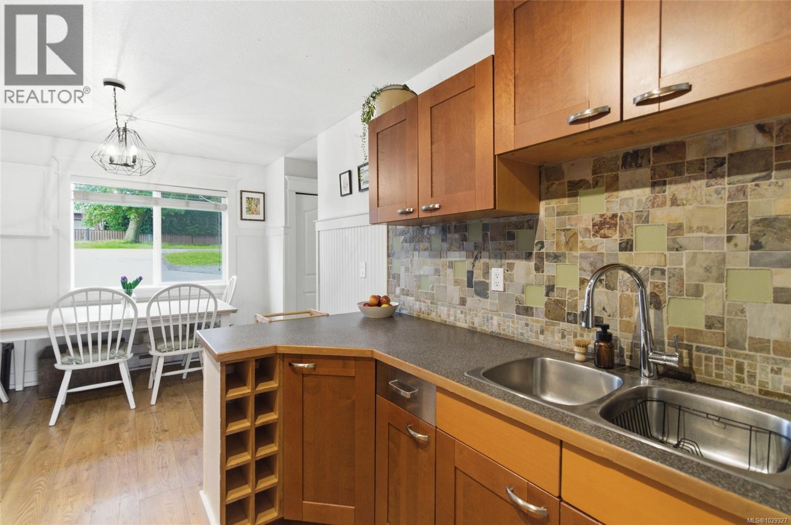 2517 ROSSTOWN RD - 8