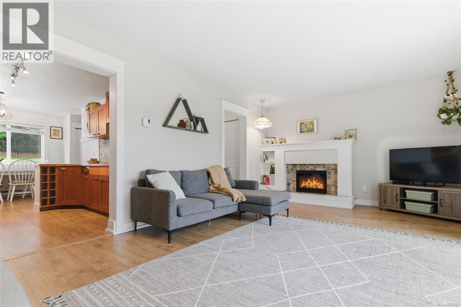 2517 ROSSTOWN RD - 13