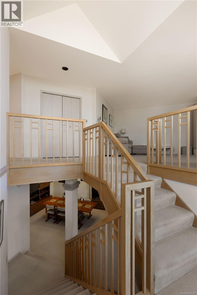  335 King George Terrace, Oak Bay