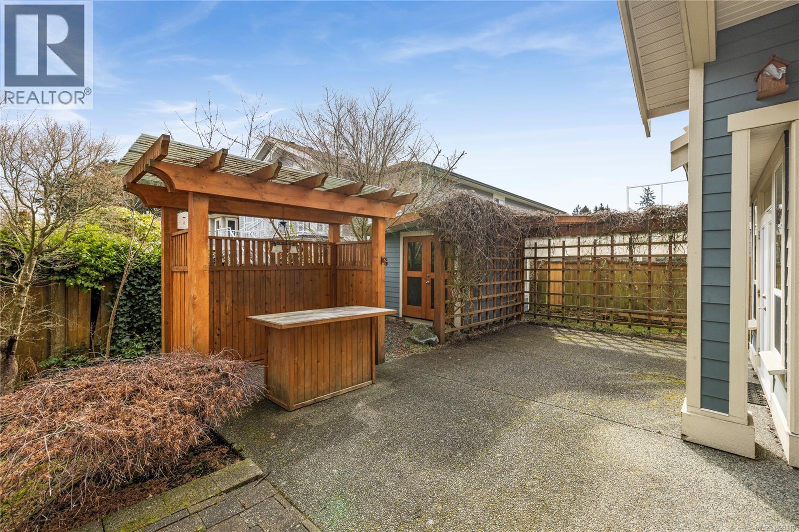 6538 HARRIER RD - 42