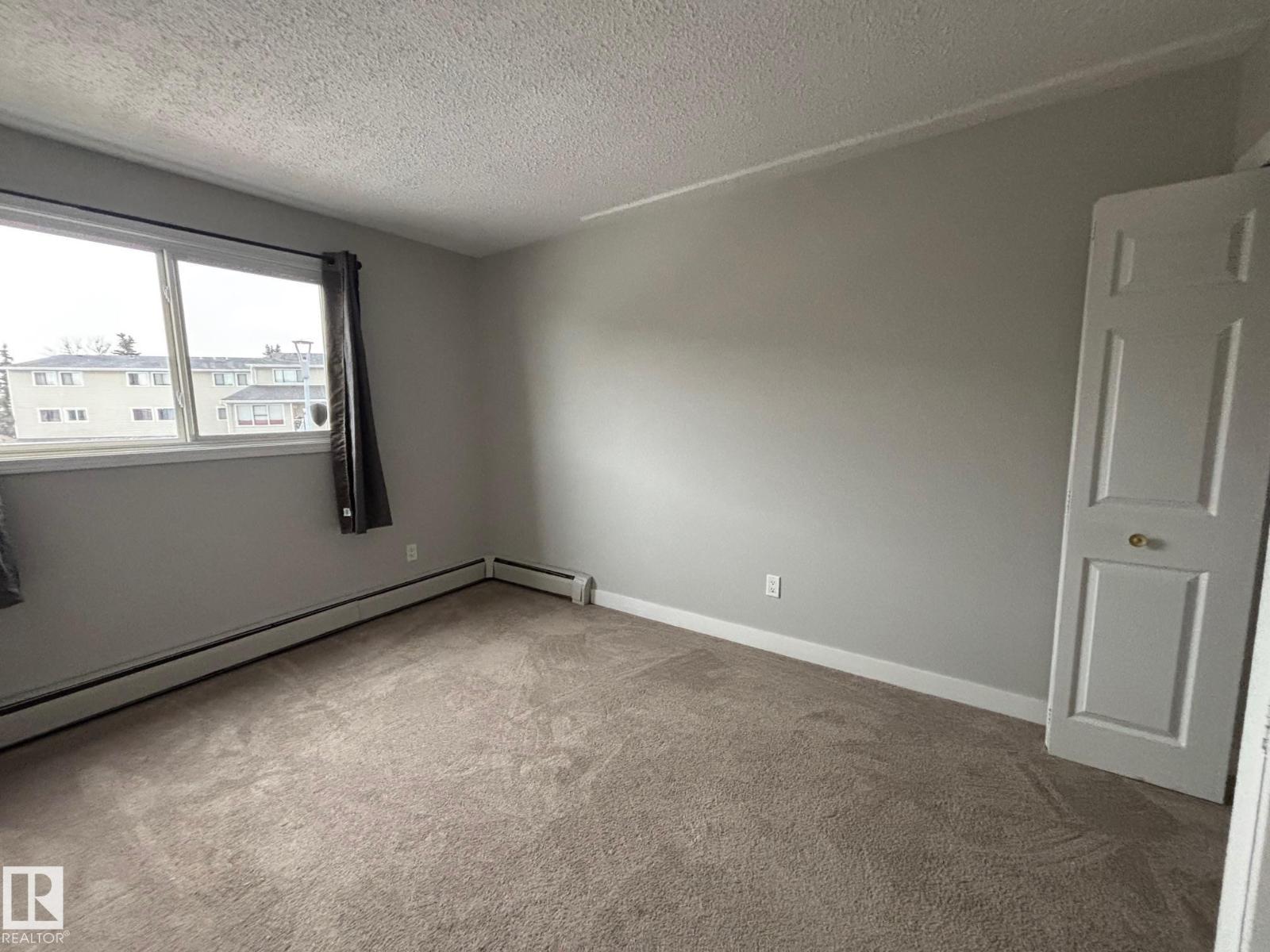 Single Family House for Sale in #   ST NW Edmonton 
