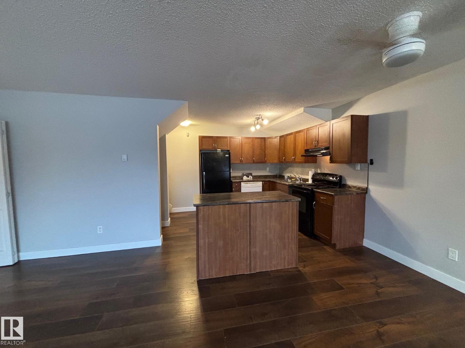 Single Family House for Sale in #   ST NW Edmonton 